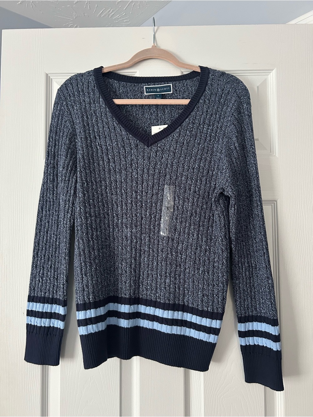 Karen Scott Navy Cable-Knit V-Neck Sweater with Light Blue Stripe